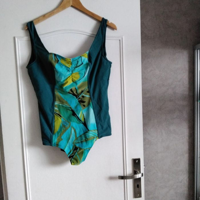 Maillot de bain 1 pièce femme taille 48 3 Suisses