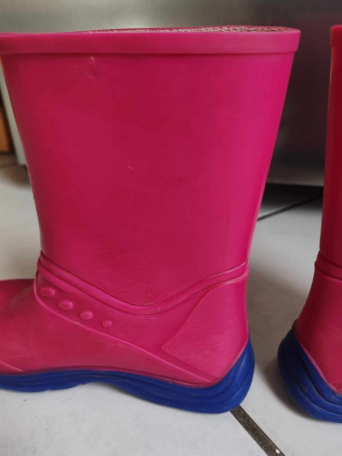 Bottes de pluie rose et bleu fille taille 28 - photo numéro 2