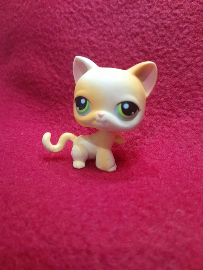 Figurine Petshop A13. A