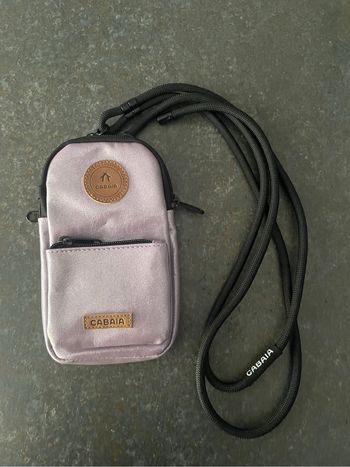 Pochette téléphone Cabaia