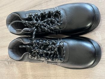Chaussure haute de sécurité 37