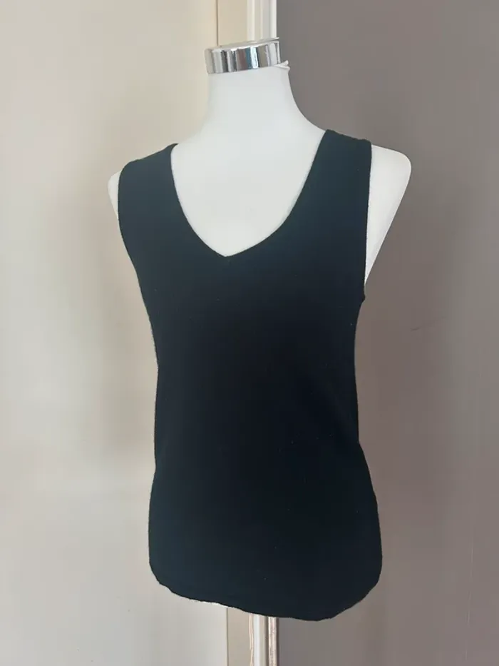 Max&Moi pull noir sans manches cachemire,laine mérinos , taille 36