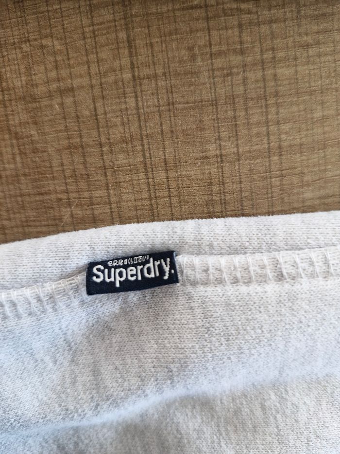Sweat superdry - photo numéro 3