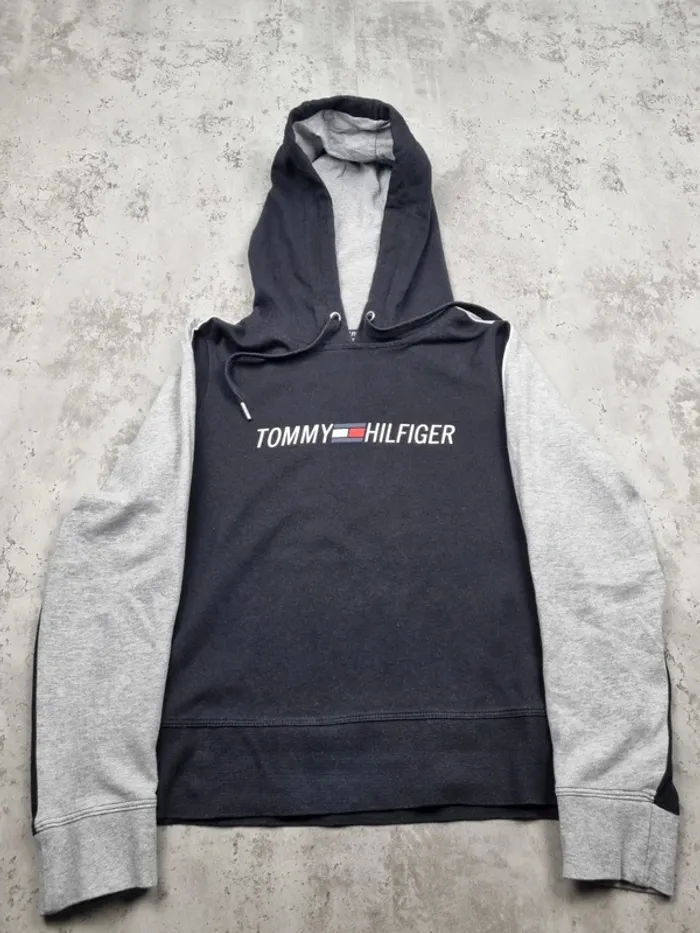 Sweat à capuche Tommy Hilfiger – Bicolore noir et gris – Taille S/36 Femmes - photo numéro 3