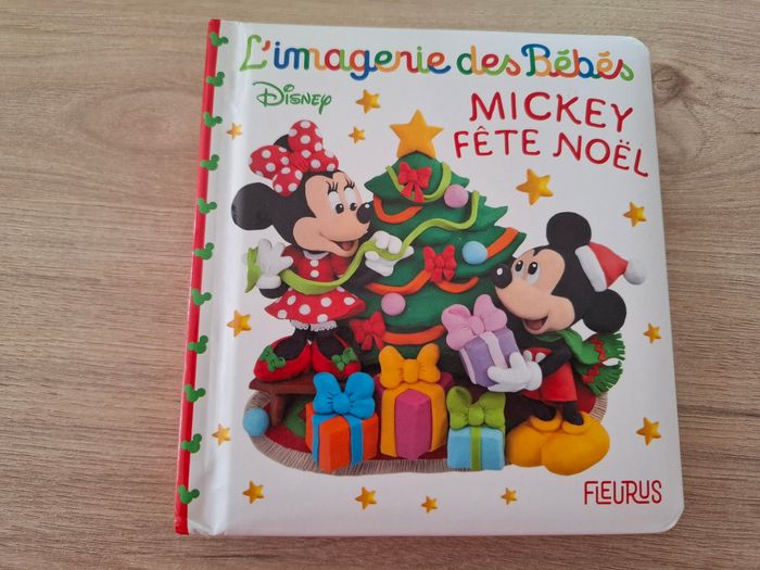 Livre noel mickey