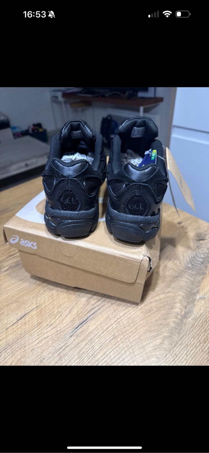 Asics gel NYC  taille 37 - photo numéro 4