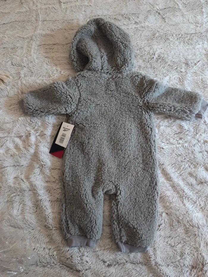 Combinaison bébé. 3/6 mois. Neuf. Reebok - photo numéro 6