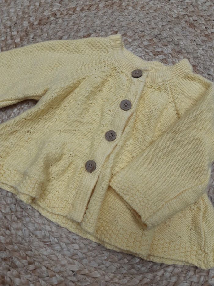 Gilet en maille jaune Nutmeg - photo numéro 3