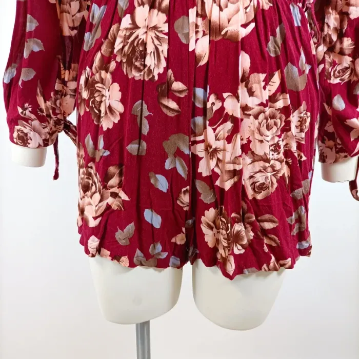 Combishort rouge fleuri décolleté cache-cœur taille XL manches longues nouées A1561 - photo numéro 3