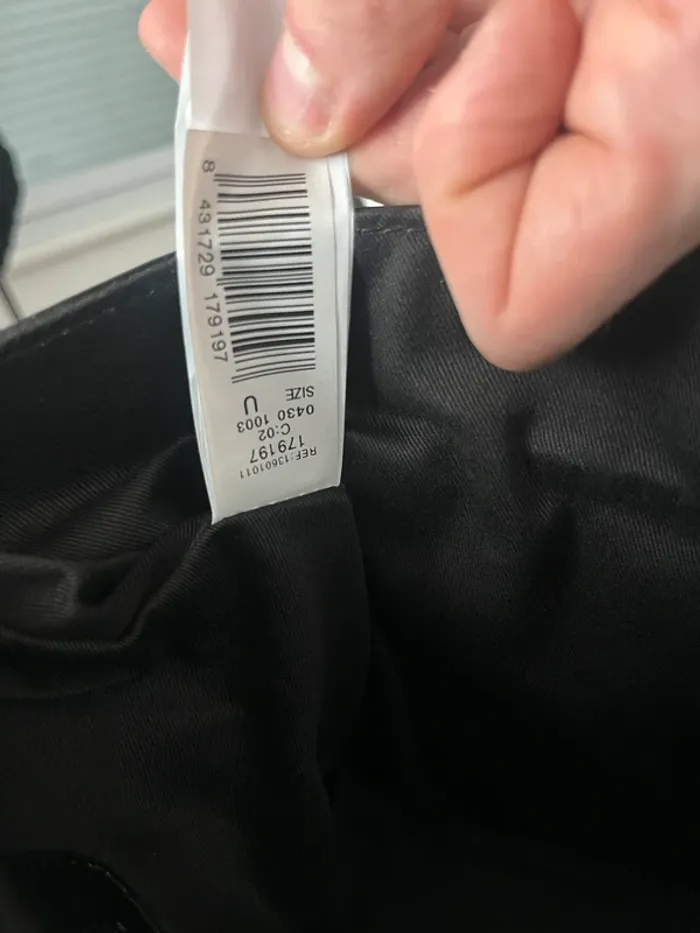 Sac noir Y2K effet vinyle – Chaîne métal – Style 2000s - photo numéro 5
