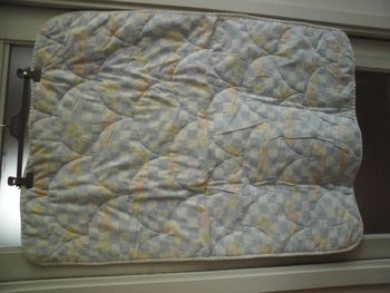 Couette pour lit bébé + 1 plaid offert