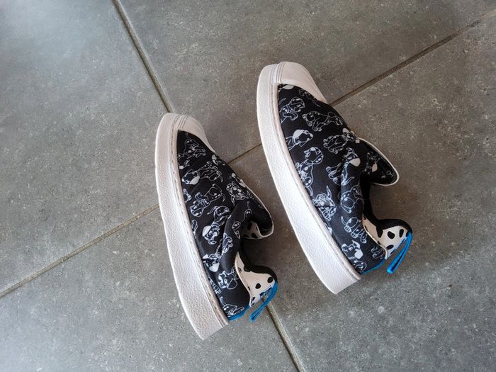 Adidas Originals
Superstar 360 Disney 101 Dalmatians - photo numéro 10