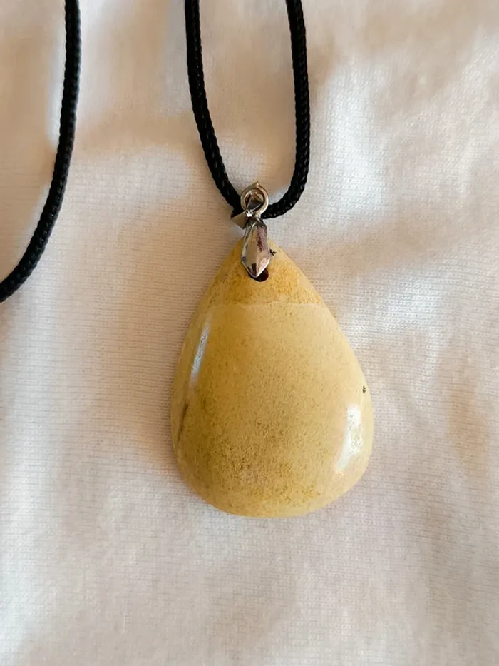 Collier énergie femme en pierre naturelle calcite jaune lithothérapie - photo numéro 3