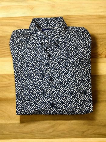 Chemise à motifs