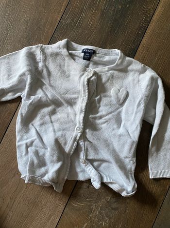 Gilet blanc fille Kiabi 6 mois petit coeur