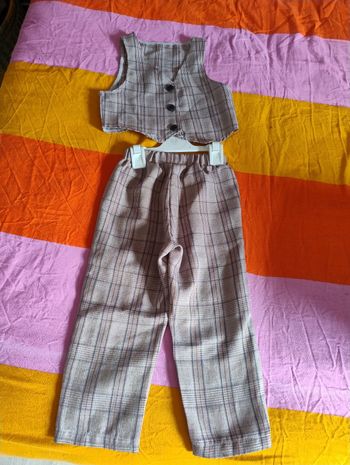 Costume léger à carreaux