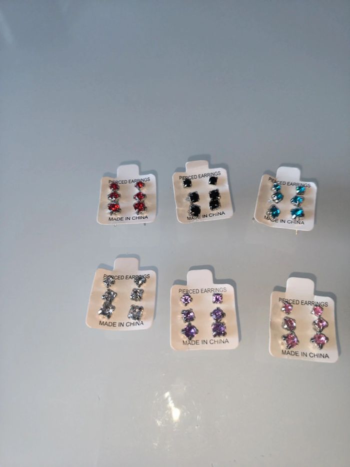 Ensemble 36 boucles d'oreilles - photo numéro 8