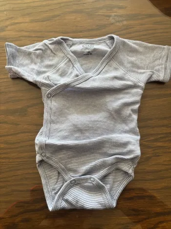 Body 1 mois