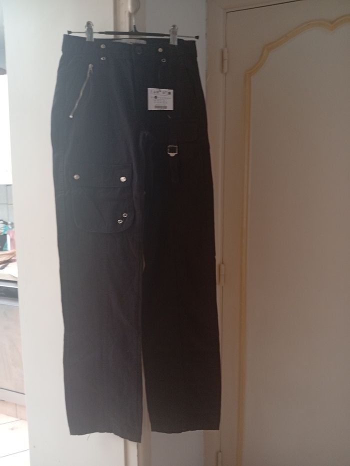 Pantalon Neuf Bershka XXS - photo numéro 2