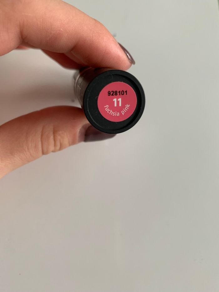 Rouge à lèvres - photo numéro 3