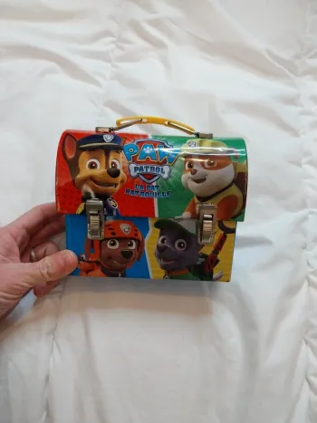 Boîte métallique pat patrouille