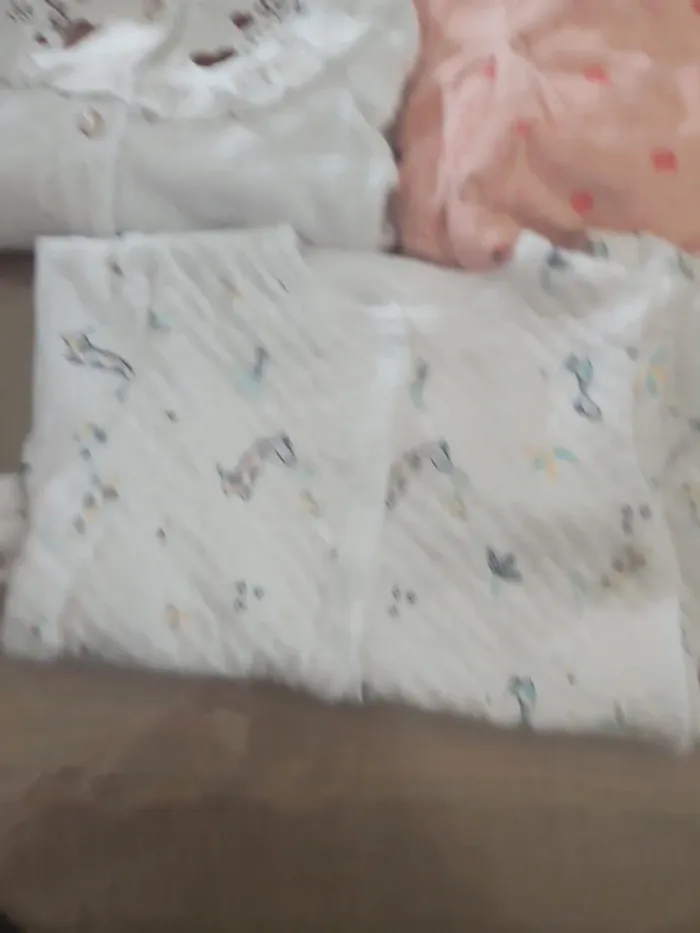 Lot de 5 pyjamas - photo numéro 3