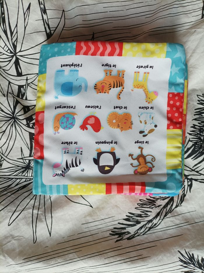 Livre pour bébés : "min petit livre des animaux" - photo numéro 6