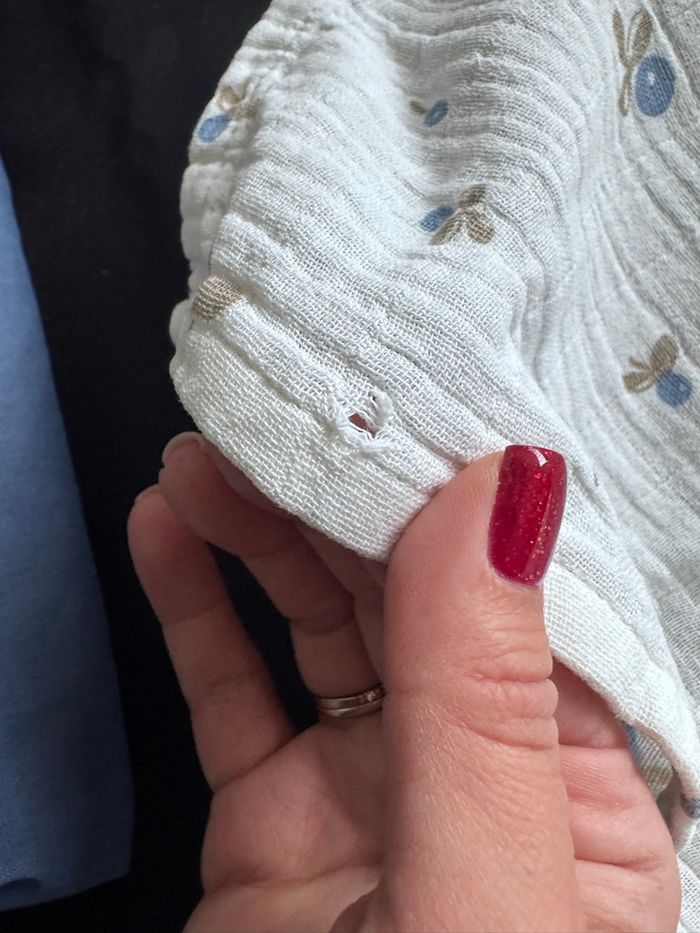 Lot 2 langes bébé 65x65cm IKEA lapins et fleurs - photo numéro 3