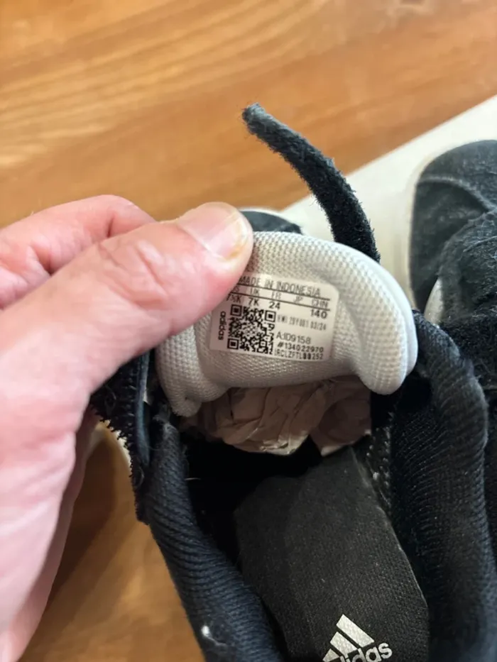 Basket noir adidas t24 - photo numéro 13