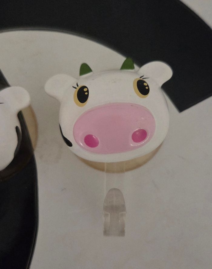 Lot de 4 crochets ventouse vache 🐄 – déco cuisine / salle de bain – style mignon kawaii - photo numéro 4