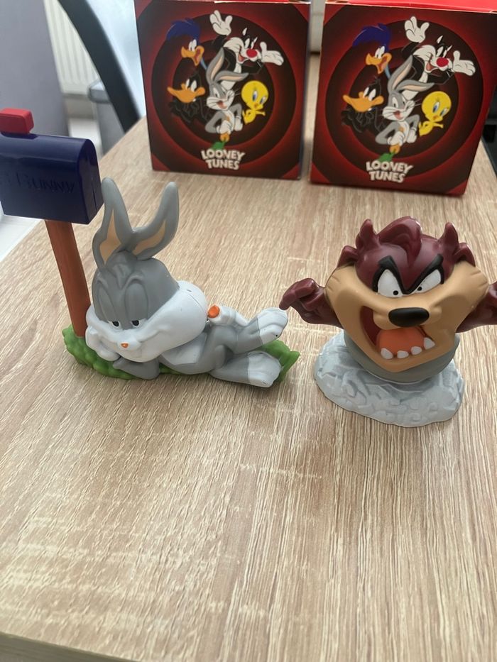 Figurines les looney tunes - photo numéro 2