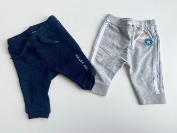 Lot 2 joggings 3 mois