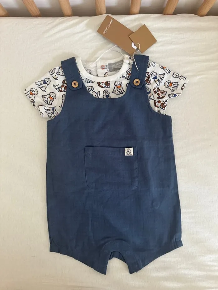 Ensemble tee shirt + salopette