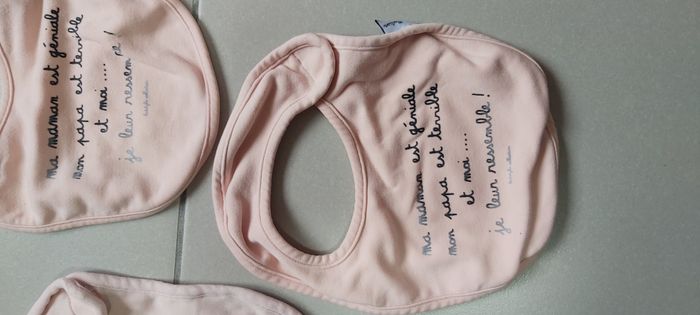 Lot bavoirs à scratch - photo numéro 4