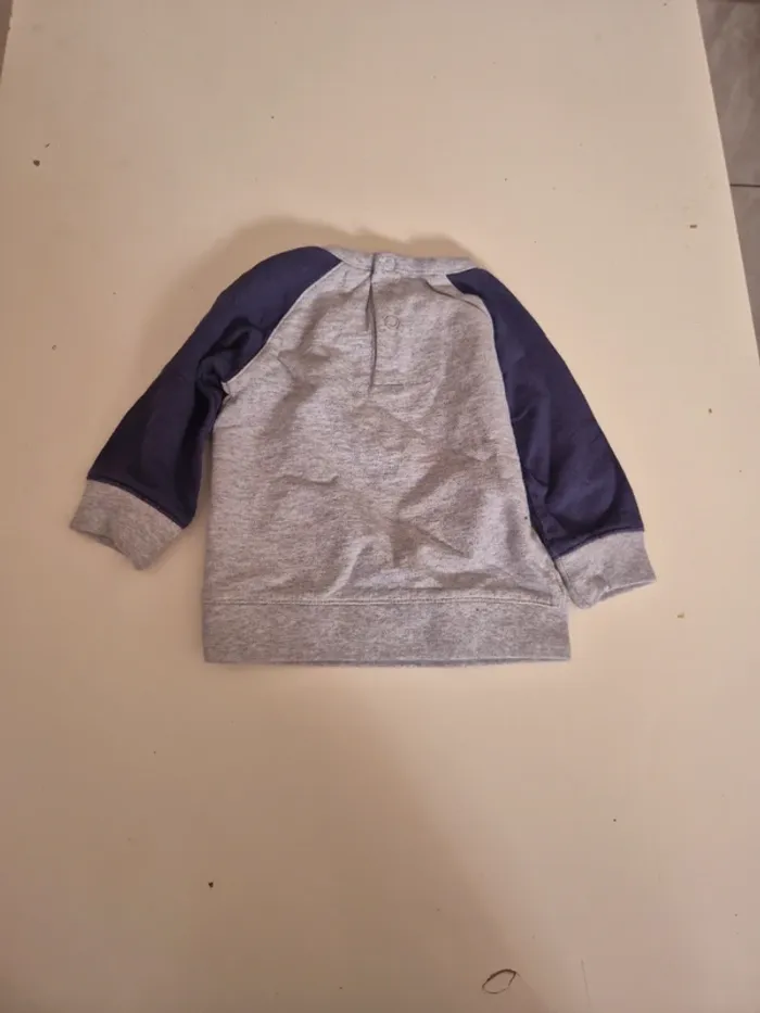 Pull mickey 6 mois - photo numéro 4