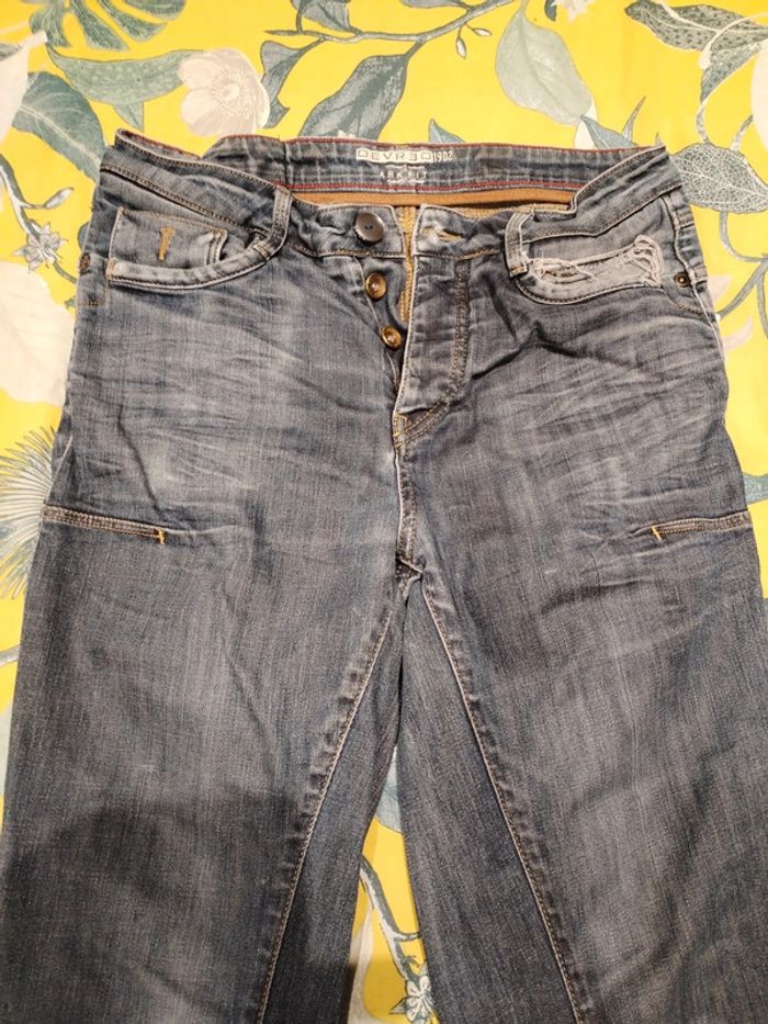 Jean 42 - photo numéro 3