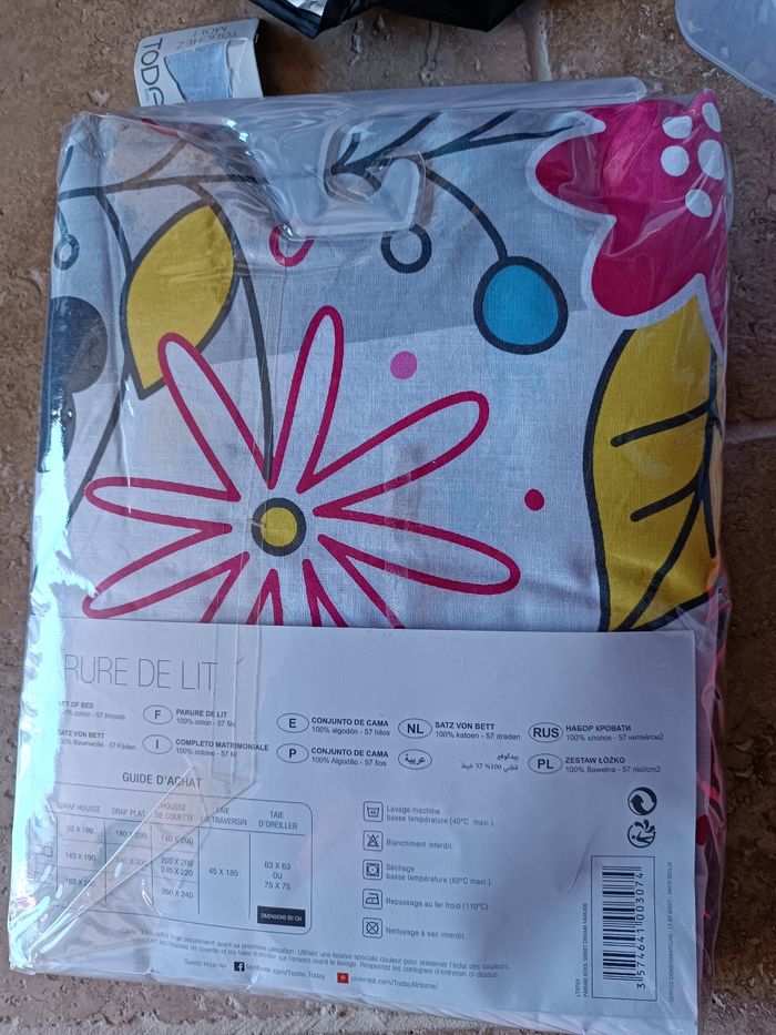 Parure de lit neuve - photo numéro 3