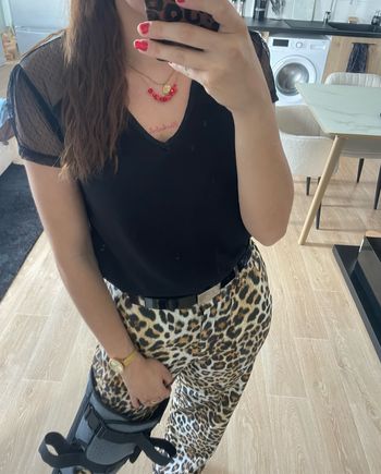 Teeshirt noir dentelle et tulle Nafnaf dos nu