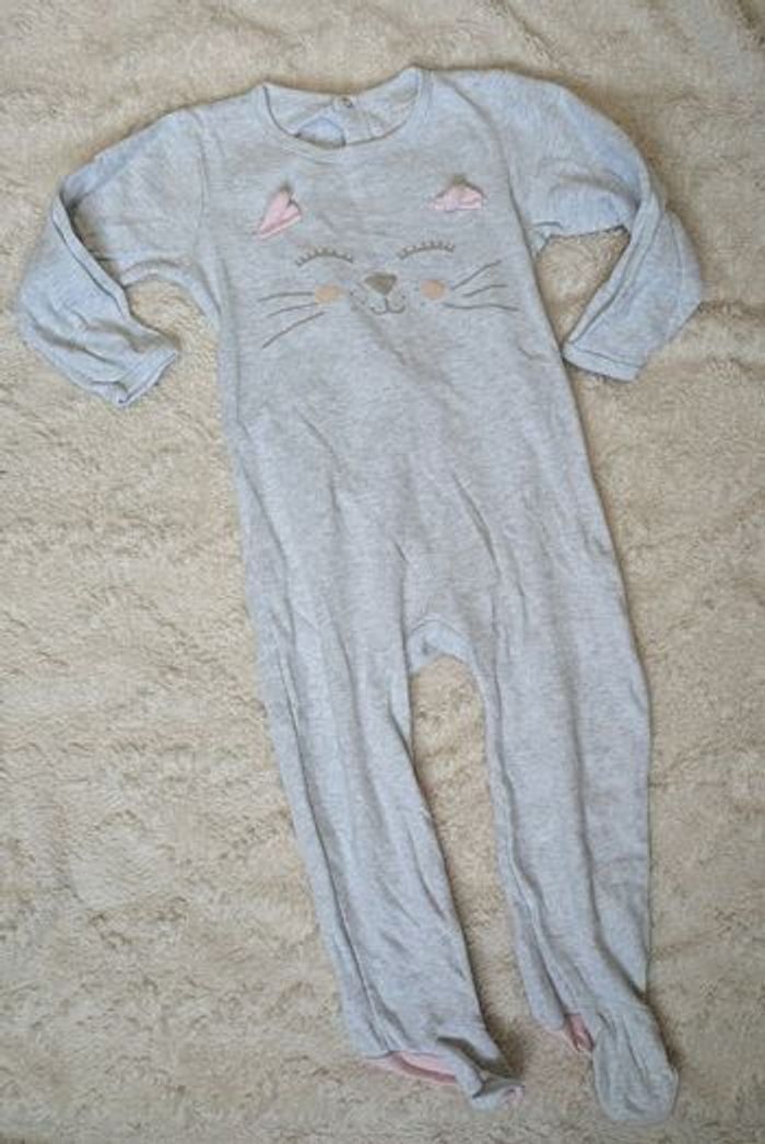 Lot vêtements hiver fille en 18 mois - photo numéro 4