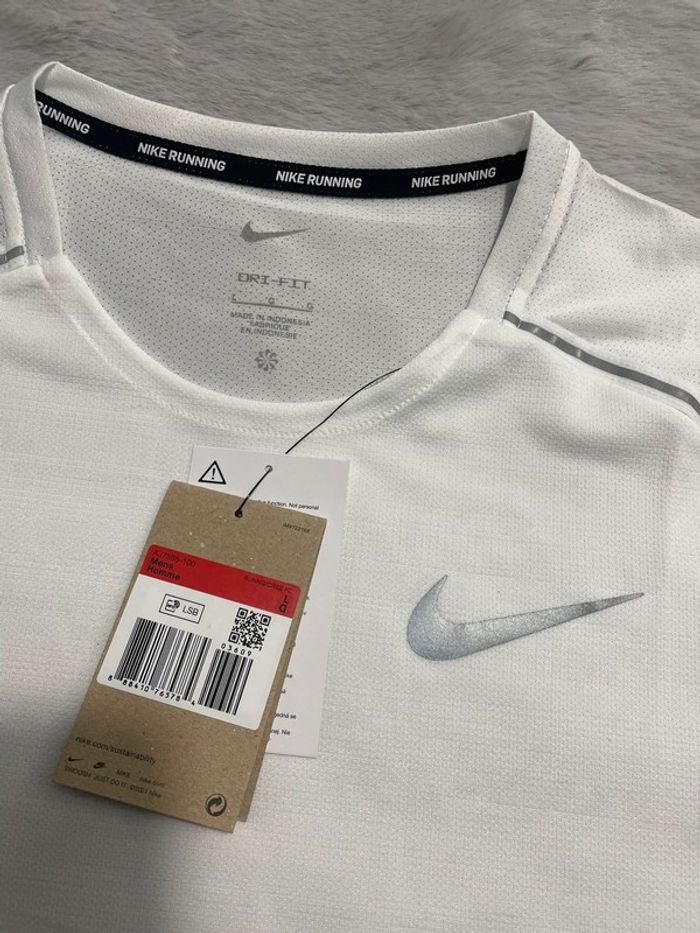 T-shirt Nike running Dri-fit blanc - Taille L - photo numéro 3