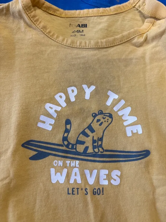 Lot de 4 tee shirts manches courtes 2 ans - photo numéro 4