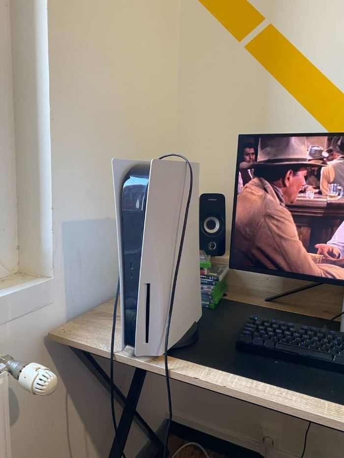 PlayStation 5 pro - photo numéro 2