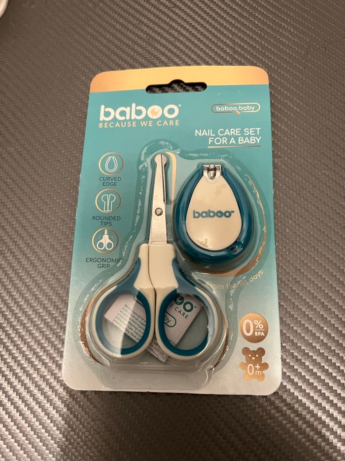 Lot ciseaux et coupe ongles bébé neuf