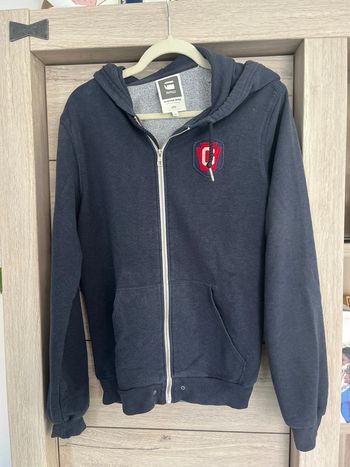 Gilet zip et capuche taille M