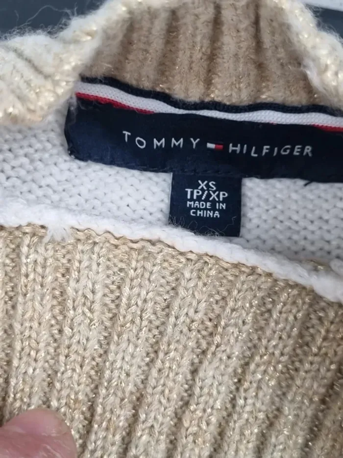 Pull motifs flocons Tommy Hilfiger – Taille XS Femme (mesures en photos) - photo numéro 3