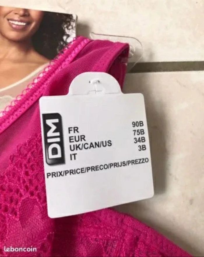 Soutien-gorge avec armatures broderie rose DIM Generous taille 90B Neuf avec son étiquette - photo numéro 3
