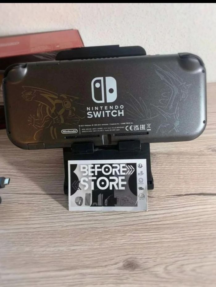 🎮 Nintendo Switch Lite Pokémon édition limitée Dialga & Palkia Très bon état - photo numéro 6