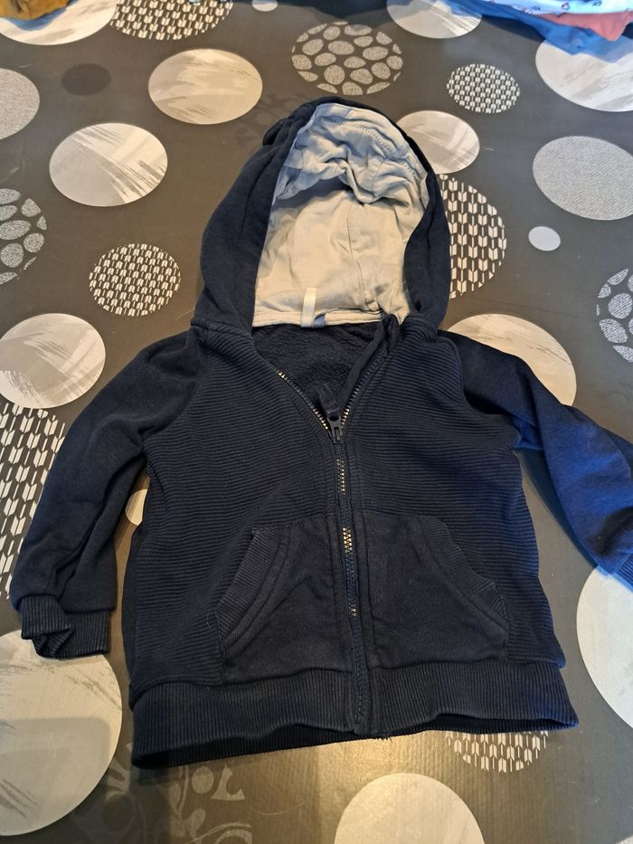 Gilet zippé 6 mois - photo numéro 2