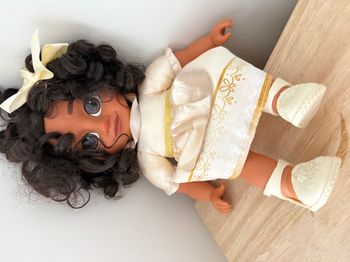 Poupée Disney Encanto Bébé Mirabel Madrigal Robe de cérémonie 