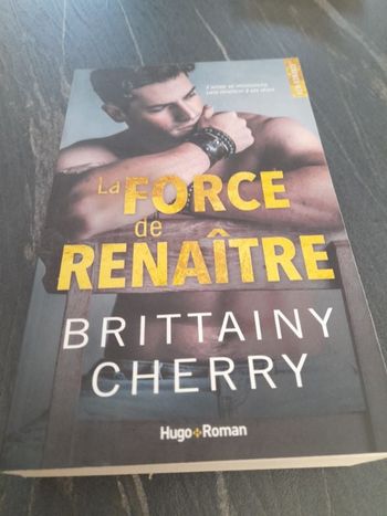 Édition : Hugo Roman (New Romance)